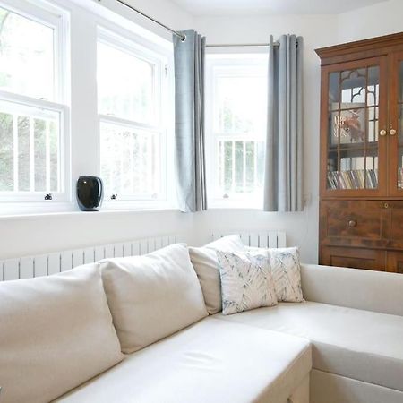 Newly Refurbished 2 Bed Apartment In Paddington Londres Exterior foto